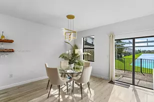 544 NE 206th Ln, Miami, FL 33179 - Photo 14