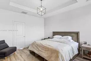 544 NE 206th Ln, Miami, FL 33179 - Photo 20