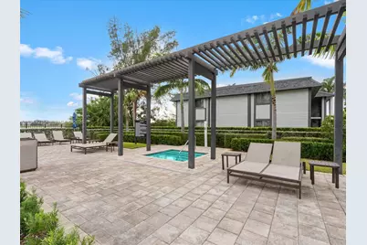 544 NE 206th Ln, Miami, FL 33179 - Photo 38