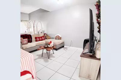 8884 SW 220th Ln, Cutler Bay, FL 33190 - Photo 10