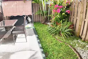 8884 SW 220th Ln, Cutler Bay, FL 33190 - Photo 20