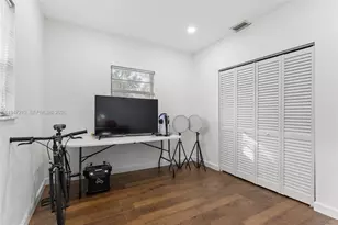 550 Cardinal St, Miami Springs, FL 33166 - Photo 26