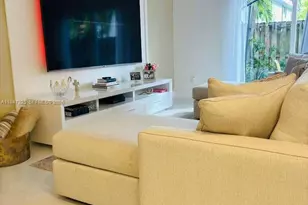 20810 San Simeon Way, Miami, FL 33179 - Photo 10