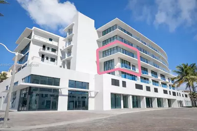 3319 N Ocean Drive #TH2, Hollywood, FL 33019 - Photo 2