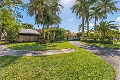 8200 SW 185th Ter, Cutler Bay, FL 33157 - Photo 4