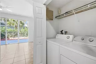 3914 SW 157th Ave, Miramar, FL 33027 - Photo 10