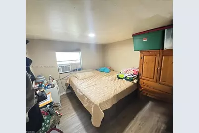 306 SE 13th St, Other City - In The State Of Florida, FL 34142 - Photo 6