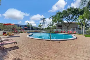 12017 NW 13th St, Pembroke Pines, FL 33026 - Photo 48