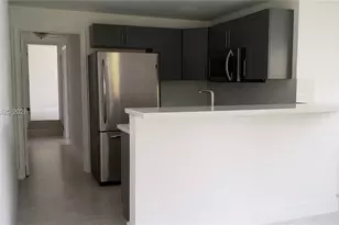 9285 SW 37th St, Miami, FL 33165 - Photo 6