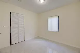 742 NW 70th St, Miami, FL 33150 - Photo 14