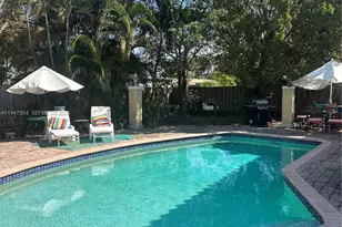 2501 NE 22nd St, Pompano Beach, FL 33062 - Photo 2