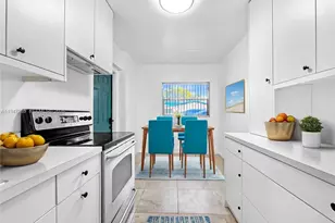 883 SW 10th St, Pompano Beach, FL 33060 - Photo 2