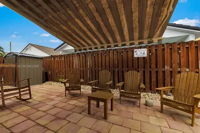 7475 NW 167th Ter, Hialeah, FL 33015 - Photo 28