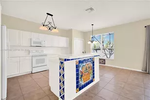 2346 SW 164th Ave, Miramar, FL 33027 - Photo 10