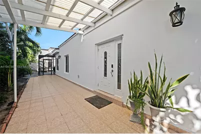 9280 Abbott Ave, Surfside, FL 33154 - Photo 8