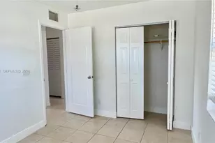 2099 NW 26th Ave, Fort Lauderdale, FL 33311 - Photo 8