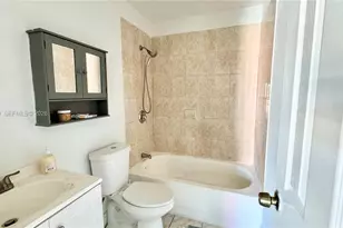 2099 NW 26th Ave, Fort Lauderdale, FL 33311 - Photo 12