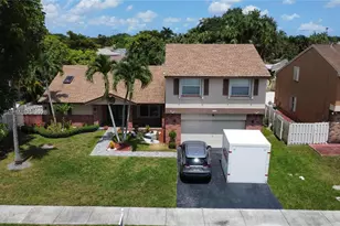 1170 White Stone Way, Davie, FL 33325 - Photo 2