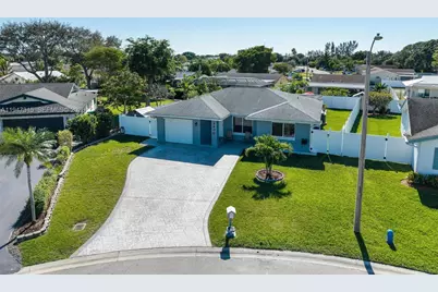 9400 NW 82nd St, Tamarac, FL 33321 - Photo 46