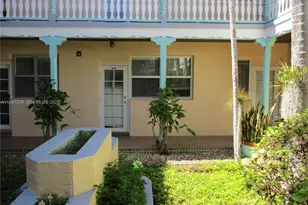 736 13th St, Miami Beach, FL 33139 - Photo 2