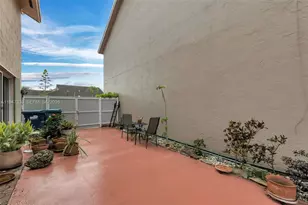 7833 NW 192nd St, Hialeah, FL 33015 - Photo 32