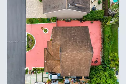 7833 NW 192nd St, Hialeah, FL 33015 - Photo 38