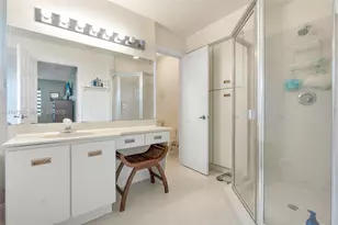 7833 NW 192nd St, Hialeah, FL 33015 - Photo 20