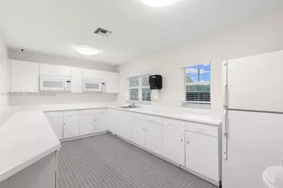 9560 Weldon Cir #J105, Tamarac, FL 33321 - Photo 26