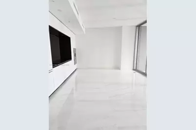 300 Biscayne Blvd Way #2208, Miami, FL 33131 - Photo 8