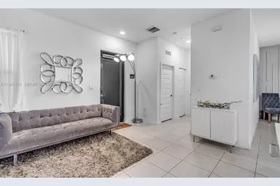 8015 NW 104th Ave #3, Doral, FL 33178 - Photo 12