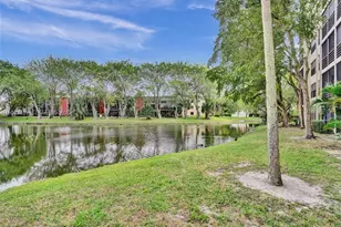 2304 S Cypress Bend Dr, Pompano Beach, FL 33069 - Photo 22