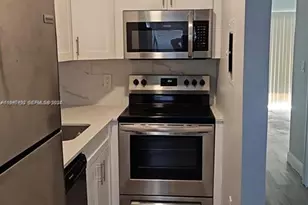 [Address not provided], North Miami, FL 33181 - Photo 8
