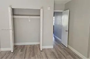 [Address not provided], North Miami, FL 33181 - Photo 12