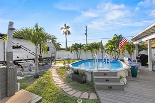 117 SW 6th St, Hallandale Beach, FL 33009 - Photo 20