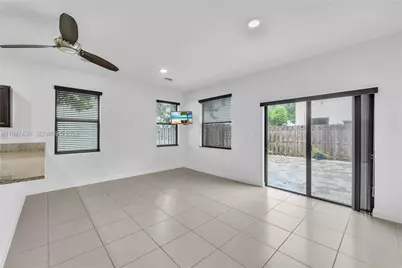 11563 SW 248th Ln, Homestead, FL 33032 - Photo 8