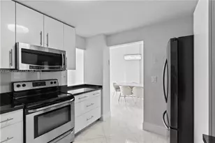 2851 NE 183rd St, Aventura, FL 33160 - Photo 10