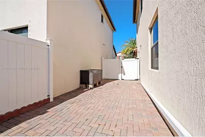9088 SW 35th St, Miramar, FL 33025 - Photo 28