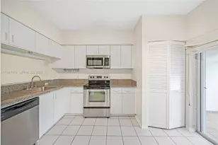 4 Key W Ct, Weston, FL 33326 - Photo 10