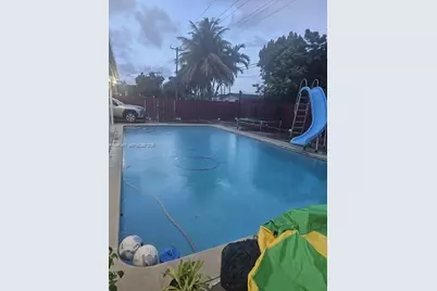 8930 SW 197th Ter, Cutler Bay, FL 33157 - Photo 10