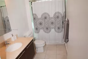 1900 N Bayshore Dr, Miami, FL 33132 - Photo 14