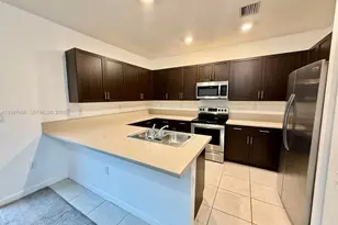 20714 NE 5th Ct, Miami, FL 33179 - Photo 4