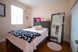 910 SW 143rd Ave, Pembroke Pines, FL 33027 - Photo 10