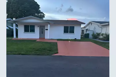 4715 NW 44th St, Tamarac, FL 33319 - Photo 4