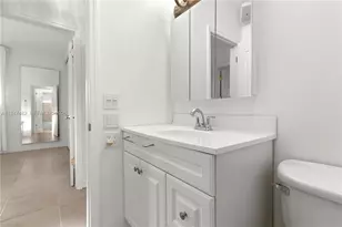1541 NW 83rd Way, Pembroke Pines, FL 33024 - Photo 22