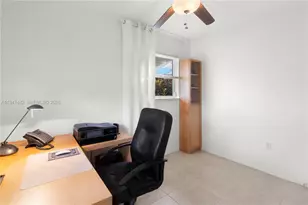 1541 NW 83rd Way, Pembroke Pines, FL 33024 - Photo 28