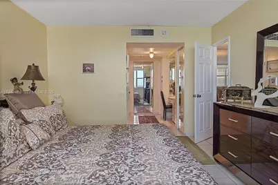 3180 S Ocean Dr #402, Hallandale Beach, FL 33009 - Photo 20