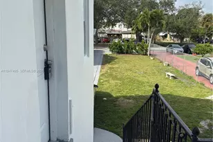 921 N 17th Ct, Hollywood, FL 33020 - Photo 30