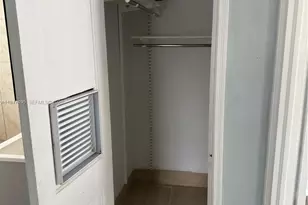 921 N 17th Ct, Hollywood, FL 33020 - Photo 18