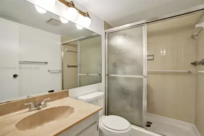 2900 NW 48th Ter #402, Lauderdale Lakes, FL 33313 - Photo 12