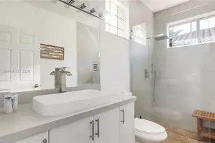 2633 Oakbrook Dr, Weston, FL 33332 - Photo 48